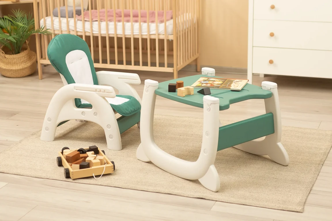 Дитячий стільчик для годування Caretero Homee Green